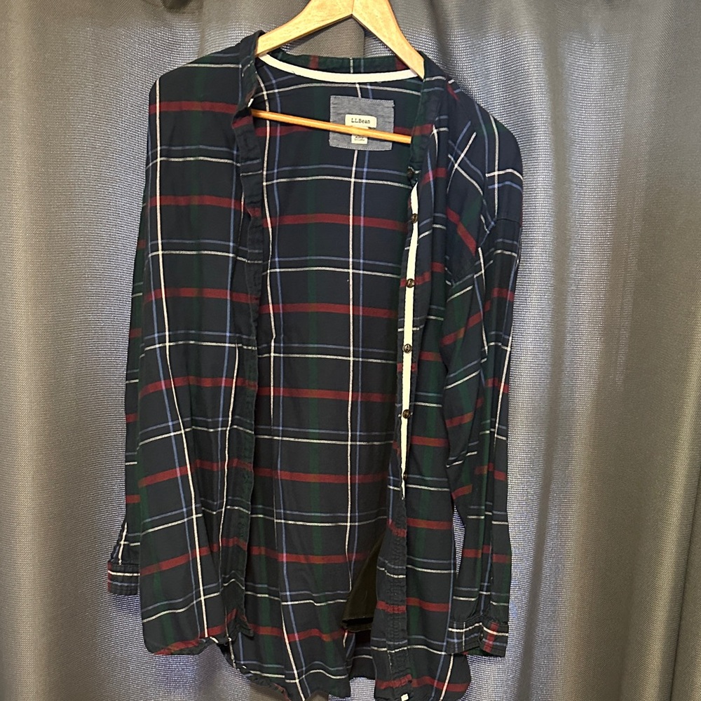 Women's Plaid Button-Up Shirt